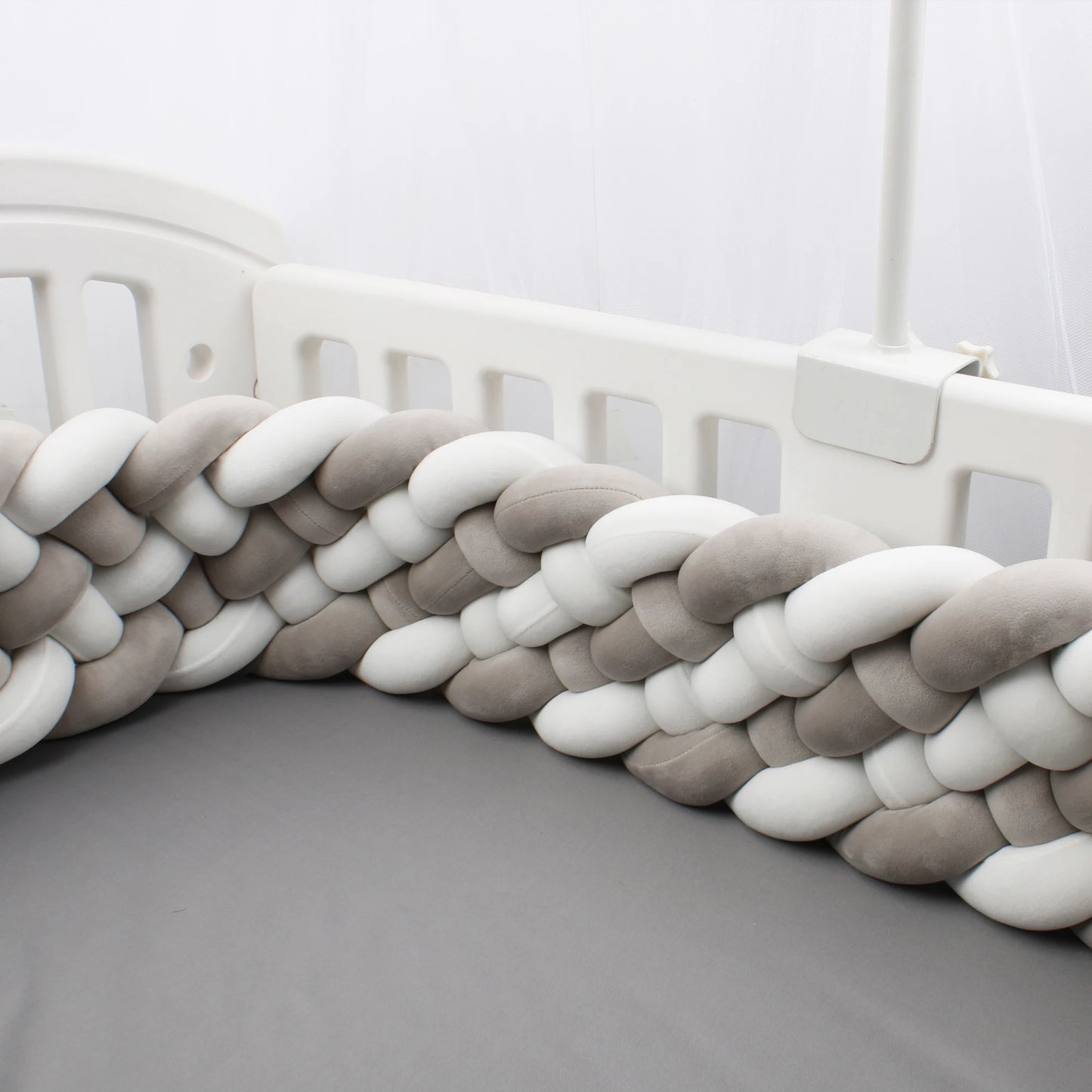 Tresse de lit 6 brins  blanc et gris